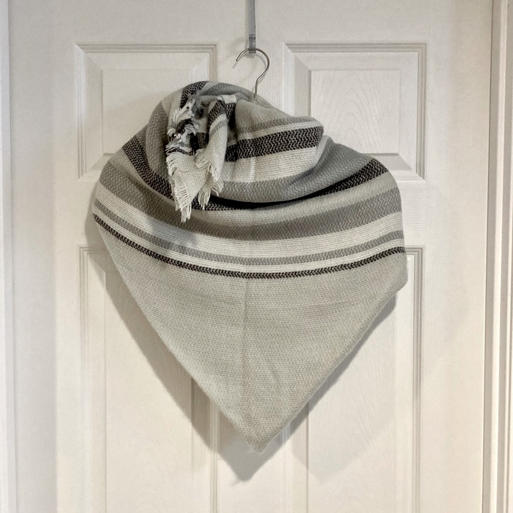 Gray Tartan Blanket Scarf